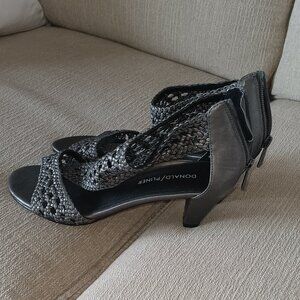 Donald Pliner Verona Grey Leather Sandals, 6